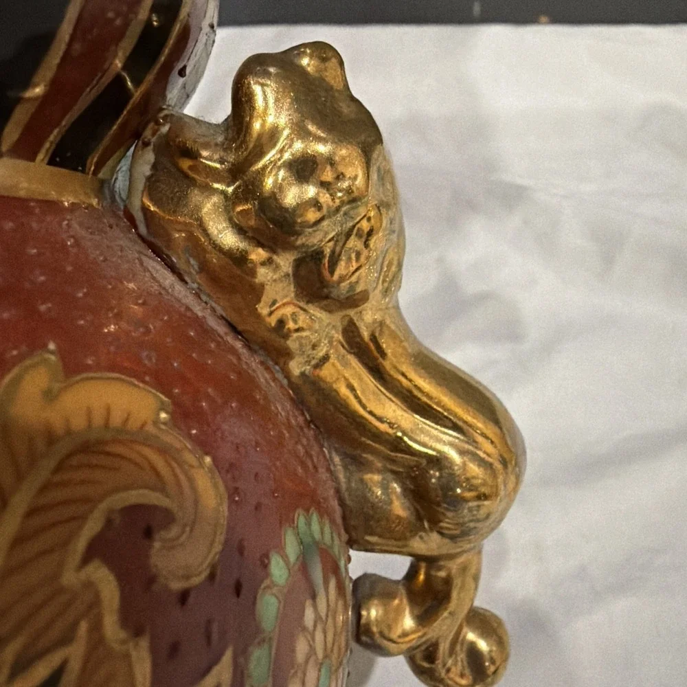 Vintage Formalities by Baum Bros Porcelain Hand Painted Vase Gold‎ Trim